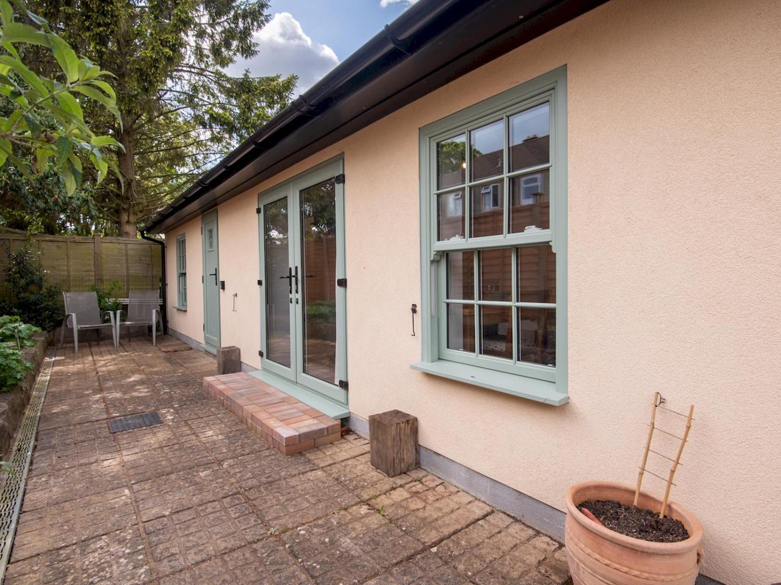 Pass The Keys Charming Garden Cottage With Parking Bath Exterior foto